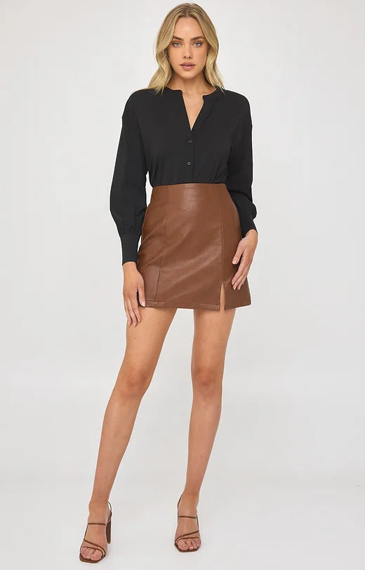 Finn V Button-up Top
